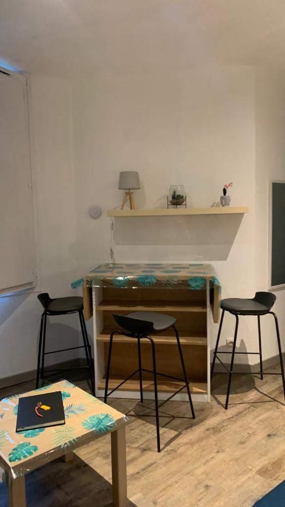 Studio 24M2 Intra-Muros 아비뇽 외부 사진